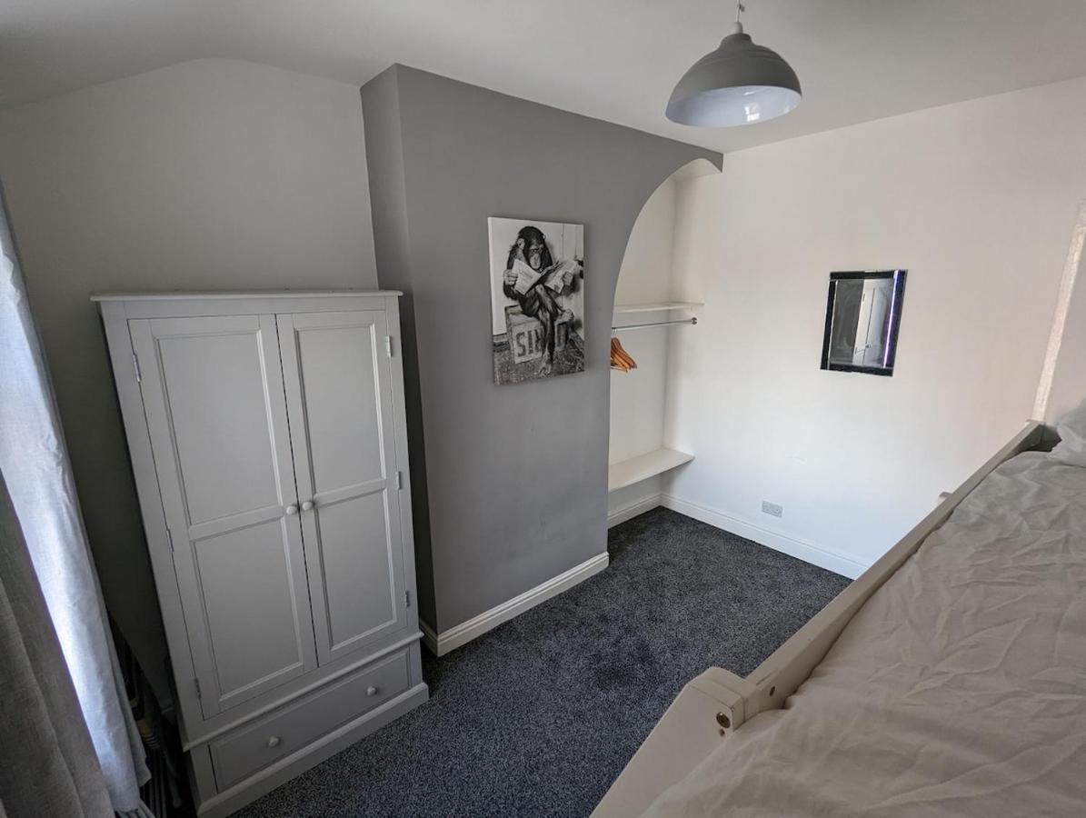 Seymour Home Free Allocated Parking Blackpool Exterior foto